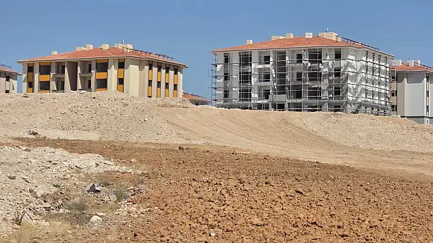Konya'da TOKİ konutları yükseliyor! Gaza bastılar...