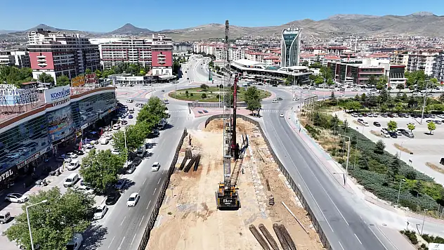 Konya'da trafiği rahatlatacak dev hamle! Kritik noktada çalışmalar sürüyor