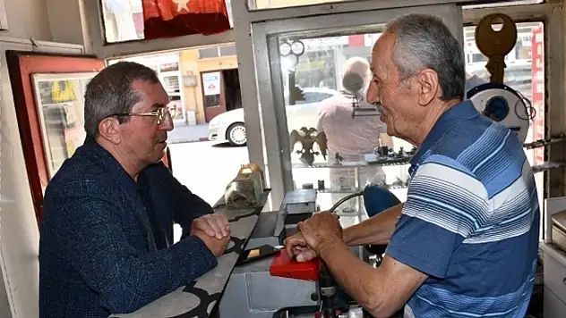 Konya'da trajikomik olay! Esnaftan dert dinleme hizmeti ve işte ücreti..