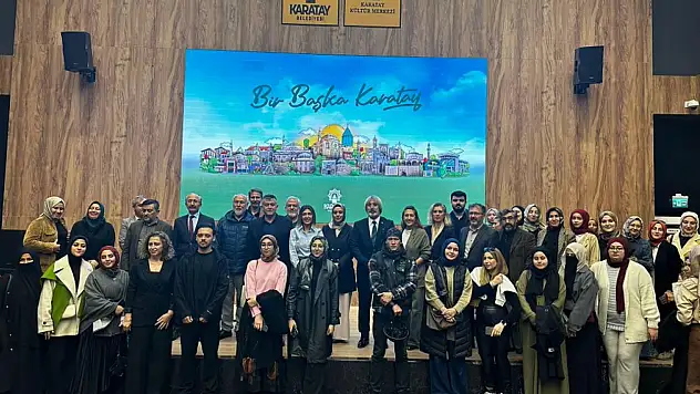 Konya'da 'Türkiye Selçuklu Hanım Sultanlar' konferans dizisinin ikincisi düzenlendi