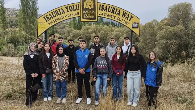 Konya'da üniversite öğrencilerine büyük jest: Keşfederek öğreniyorlar!