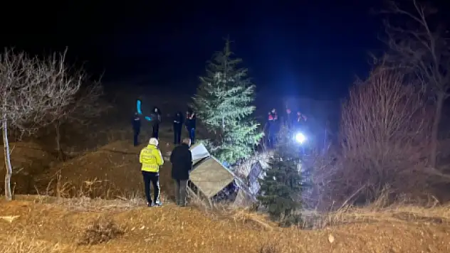 Konya'da yaban hayvanına çarpan otomobil şarampole yuvarlandı: Sürücüden acı haber!