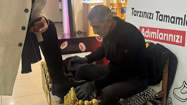 Konya'da alın teriyle yazılan yarım asır! Bir sandıkla beş evlat büyüttü