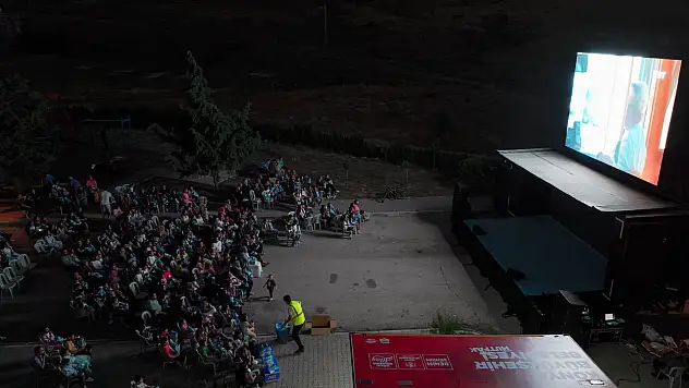 Konya'da yazın en keyifli buluşması başladı! Mahallenize her an bir TIR yanaşabilir