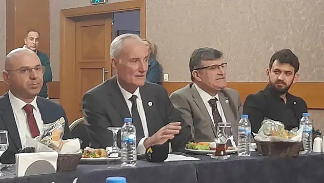 Konya'da Yeni Parti il başkanlığına aday olan Op. Dr. Şefik Atabekoğlu'ndan önemli mesajlar