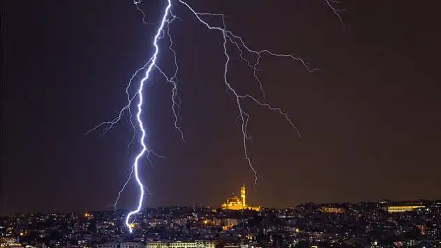 Konya'da yıldırım faciası