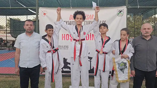Konya'da Yıldızlar Taekwondo Turnuvası gerçekleştirildi!