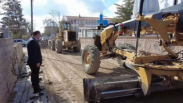 Konya'da yol seferberliği: Mahallelerde çalışmalar hız kesmiyor