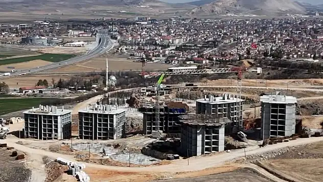 Konya'da yüzlerce aileye yeni yuva olacak TOKİ projesinde sona yaklaşılıyor