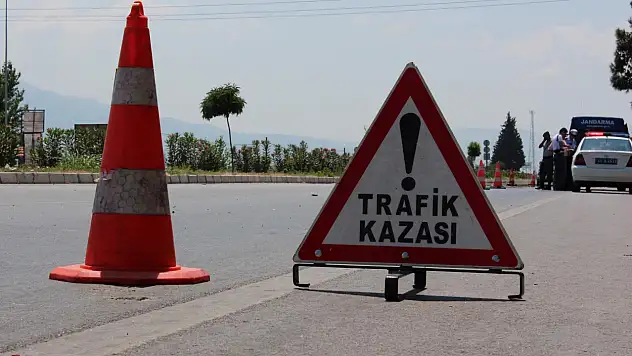 Konya'da zincirleme kaza: 3 kişi yaralandı