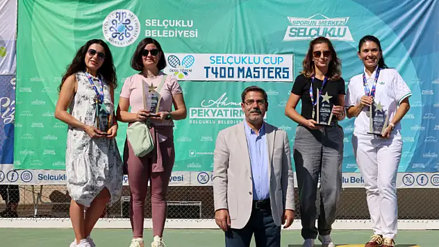 Konya'daki dev turnuva tamamlandı: Sporcular ödüllerini aldı!