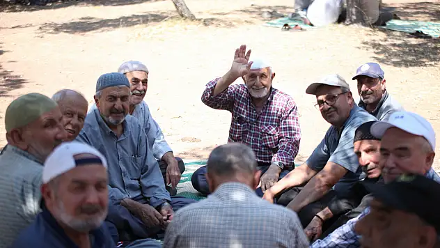 Konya'daki emekliler piknik programında!