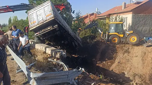 Konya'daki feci kazada can pazarı: 3 ölü