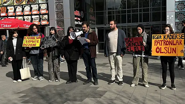 Konya'daki üniversitede öğrencilerden protesto: 'Şikayetlere rağmen insanlar ölüyor'