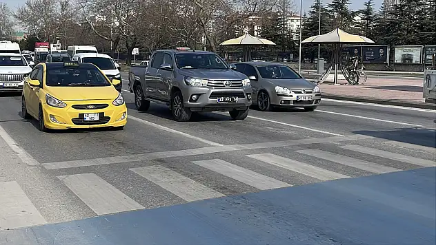 Konya'daki uzman isim uyardı: İftara telaş kazalara davetiye çıkarıyor