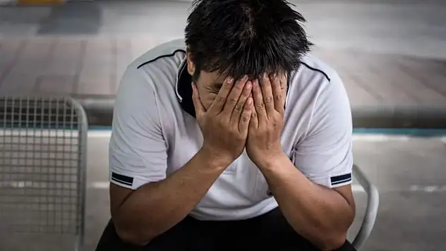 Konya'daki uzmanı uyardı: Gençleri yalnızlık ve mutsuzluk tehdidi bekliyor