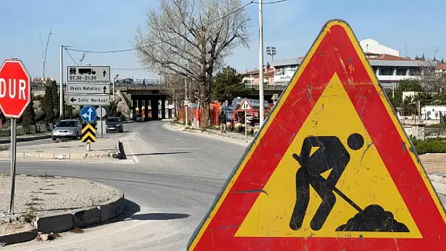 Konya'daki yol ulaşıma kapandı: Sürücülere kritik uyarı!