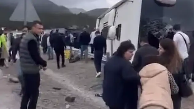 Konya'da yolcu otobüsü devrildi: Valilikten ilk açıklama!