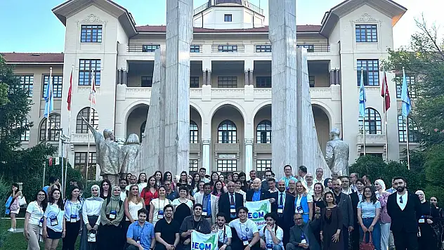 Konya'dan dünyaya uzanan başarı: Prof. Dr. İsmail Karaoğlan'a uluslararası alanda üstün başarı ödülü