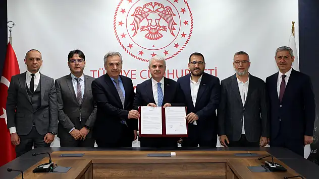 Konya'ya 60 kişilik öğrenci yurdu geliyor: Protokol imzalandı