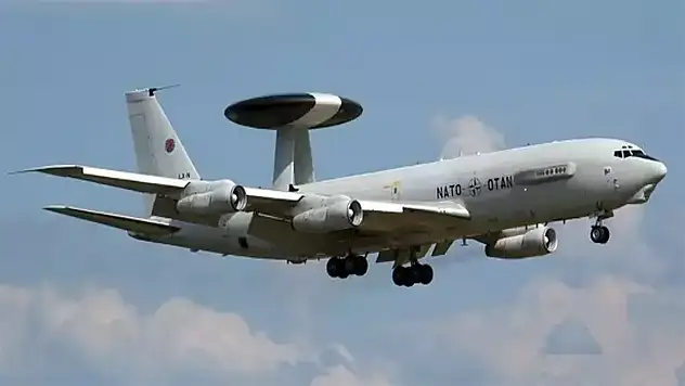 Konya'dan kalkan NATO uçağı Güneydoğu'da neden daire çiziyor?