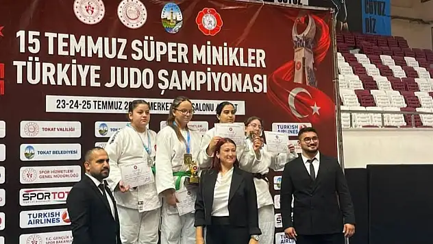 Konya'dan Milli Takıma uzanan büyük başarı! Türkiye 2'ncisi oldu
