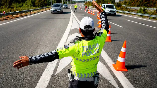 Konya'dan şehir dışına çıkacaklar dikkat: Trafik akışı değişti!