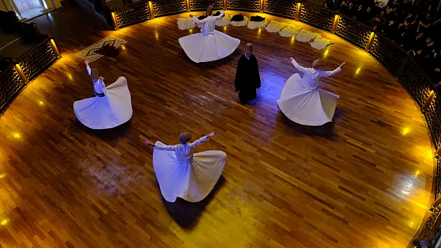 Konya'dan sert tepki: Bu zikri bu kadar ayakaltına düşüremeyiz