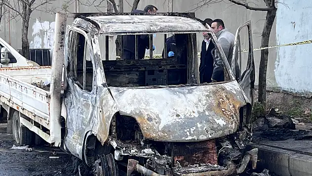 Konyalı evsiz vatandaş, sığındığı araçta yanarak can verdi
