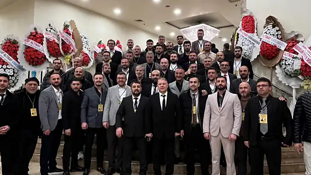 Konya Emlakçılar Odası'nda başkanlık görevi el değiştirdi!