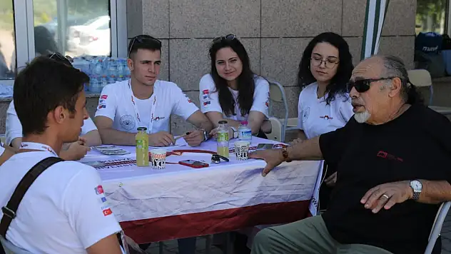 Konya Gıda ve Tarım Üniversitesi, alışveriş merkezlerinde tanıtım stantlarıyla öğrencilerle buluşuyor