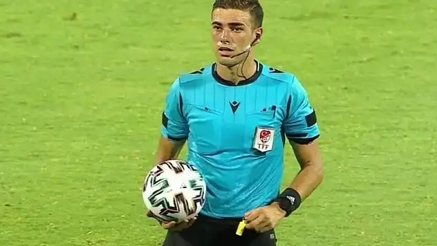 Konya maçını yönetecek olan Oğuzhan Çakır, Süper Lig'in en genç hakemi oldu!