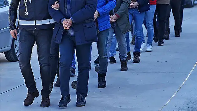 Konya merkezli 7 ilde FETÖ operasyonu: 18 gözaltı