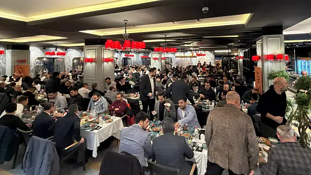 Konya Müteahhitler Birliği Derneği ailesi iftarda buluştu