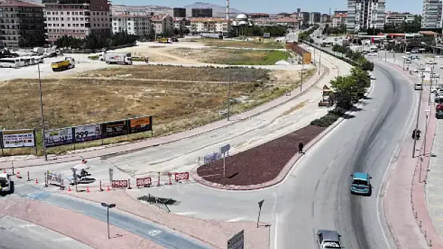 Konya'nın 2 işlek caddesi trafiğe kapatılıyor!