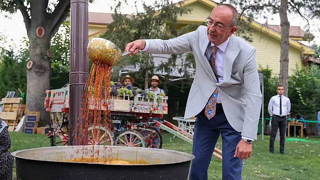 Konya'nın bin yıllık lezzet geleneği Meram Bağı'nda hayat buldu