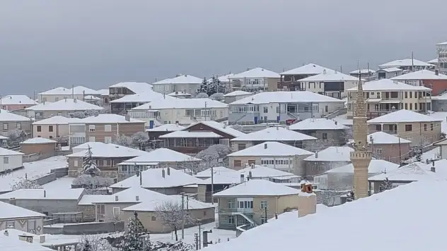 Konya'nın bu ilçesine mevsimin ilk karı yağdı