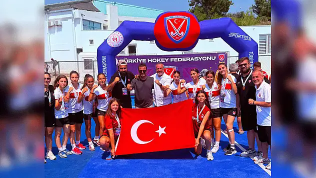 Konya'nın genç yıldızları Avrupa'da gurur yaşattı