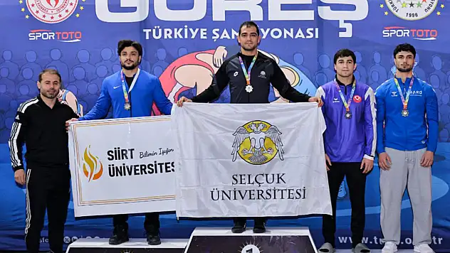 Konya'nın güreşçileri Türkiye'yi salladı: 5 günde 9 madalya
