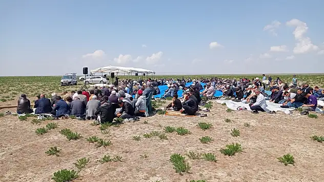 Konya'nın ilçesinde yağmur duası yapıldı!