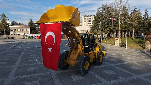 Konya'nın ilçe belediyesi araç filosunu büyütüyor: Yeni iş makineleri hizmete girdi