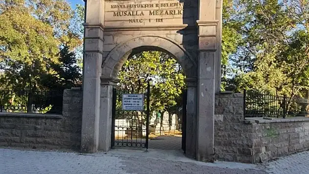 Konya'nın kalbindeki dev mezarlıkla ilgili konuşulan iddialar şaşırtıyor!