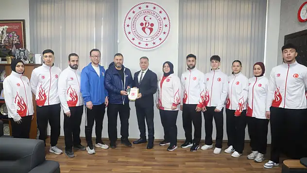 Konya'nın Kick Boks Gururları İl Müdürü Çintimar'ı ziyaret etti!