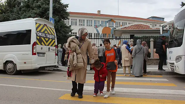 Konya'nın komşu ilinden ilham veren azim hikayesi! 7 yaşında yürümeyi başardı, şimdi doktor olmak istiyor
