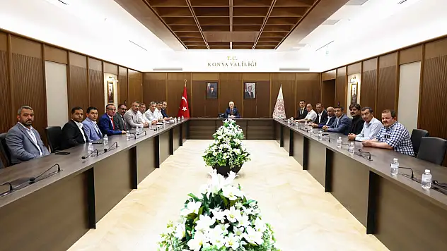 Konya'nın mahalleleri için ortak akıl: Vali İbrahim Akın muhtarlarla buluştu