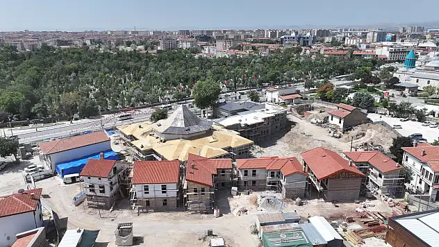 Konya'nın manevi kalbine yeni soluk: Yüzde 45'i tamamlandı