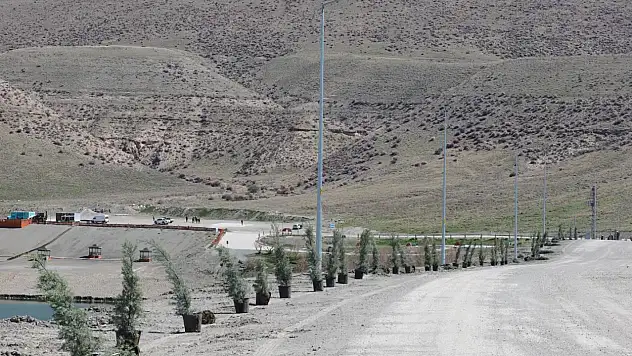 Konya'nın saklı cennetinde 500 fidan toprakla buluştu