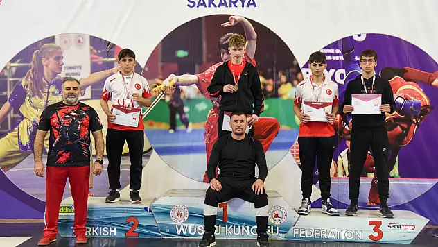 Konya'nın sporcuları Wushu'da rakip tanımadı