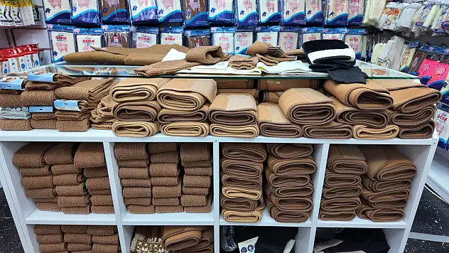 Konya piyasasında kış hareketliliği: Deve yünü 3 bin TL'yi buldu