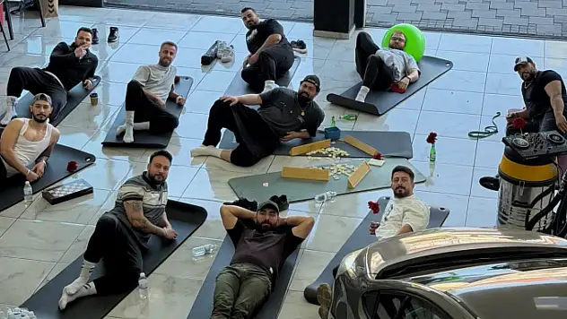 Konya sanayisinde alışılmışın dışında görüntüler: Ustalar işe yoga molası verdi